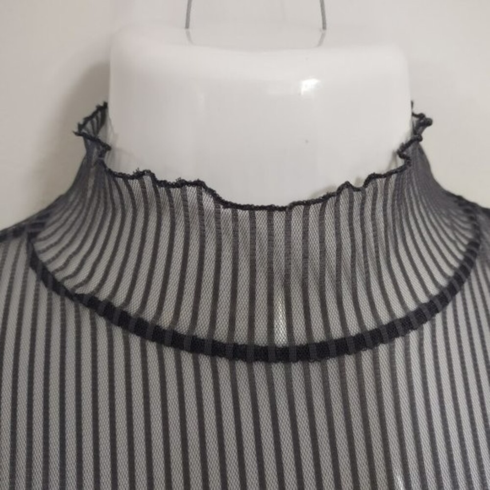 Oak + Fort Gray Sheer Wavy Lettuce Hem Highneck Blouse OS - Picture 7 of 11